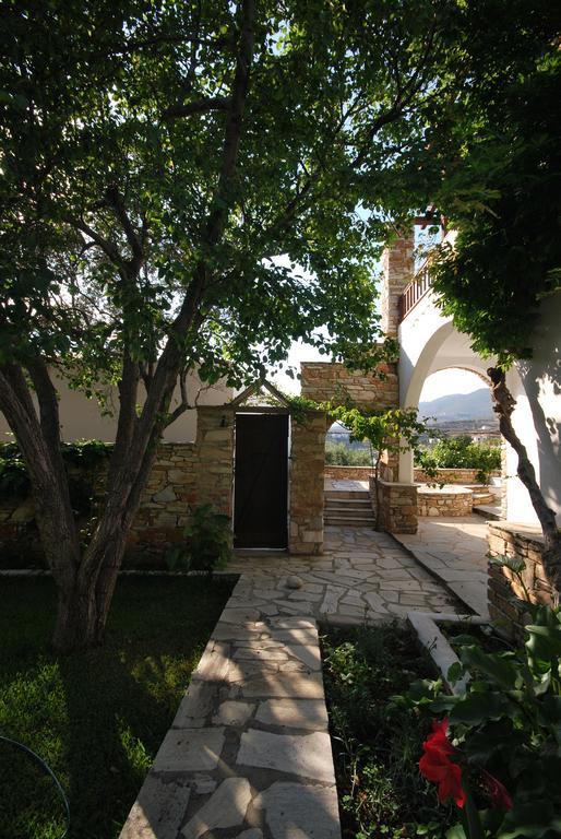 Romano Garden House - Land Tales Agios Romanos Pokoj fotografie